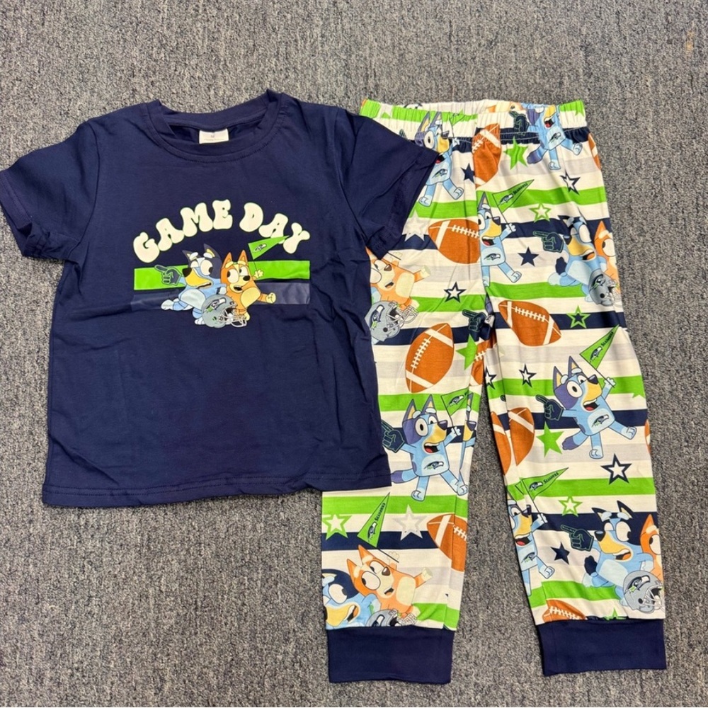 Kids Game Day Pajama Set - Blue and Green Medium Bluey 6-7
